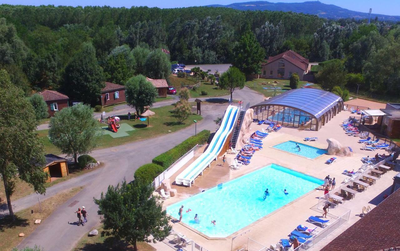 Camping Les Portes Du Beaujolais Anse Esterno foto